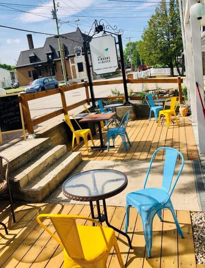 Les Pinsons Des Rives Bed & Breakfast La Malbaie Ngoại thất bức ảnh
