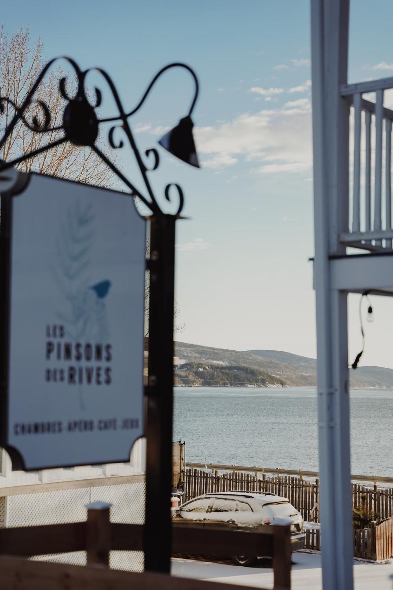 Les Pinsons Des Rives Bed & Breakfast La Malbaie Ngoại thất bức ảnh