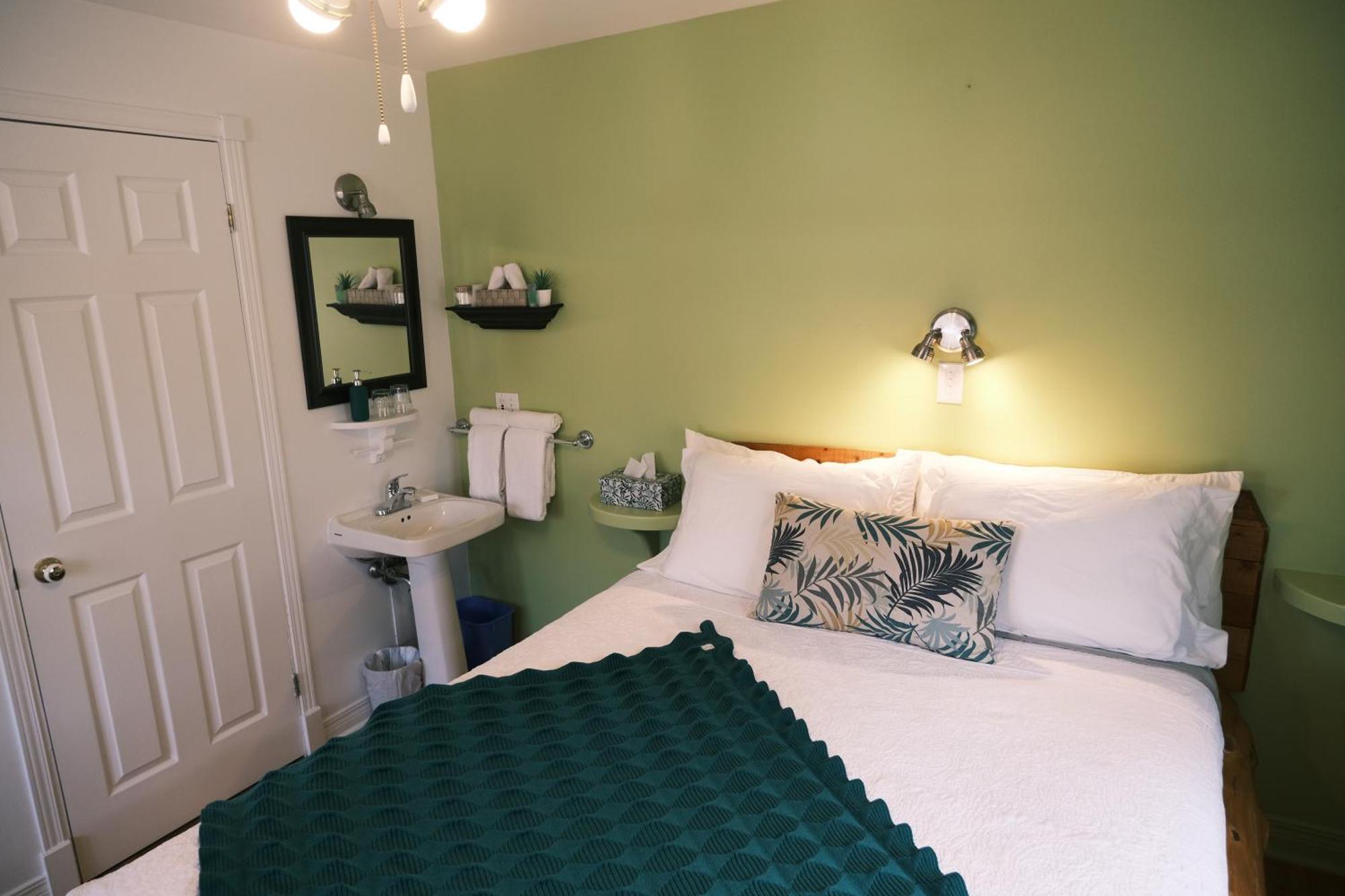Les Pinsons Des Rives Bed & Breakfast La Malbaie Phòng bức ảnh