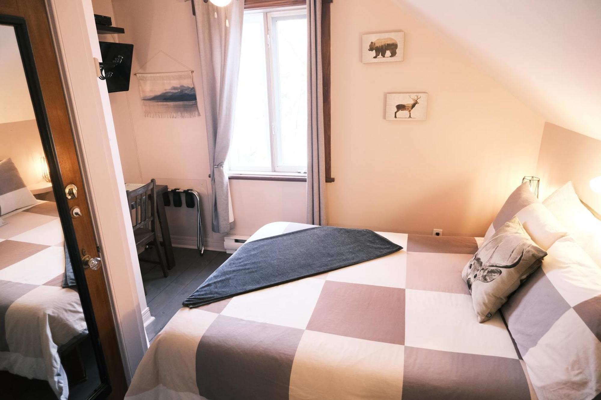 Les Pinsons Des Rives Bed & Breakfast La Malbaie Phòng bức ảnh